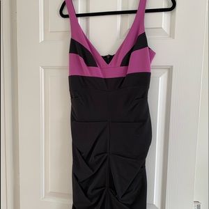 Nicole Miller stretchy size 8 dress.  95% silk/5% spandex ruched throughout